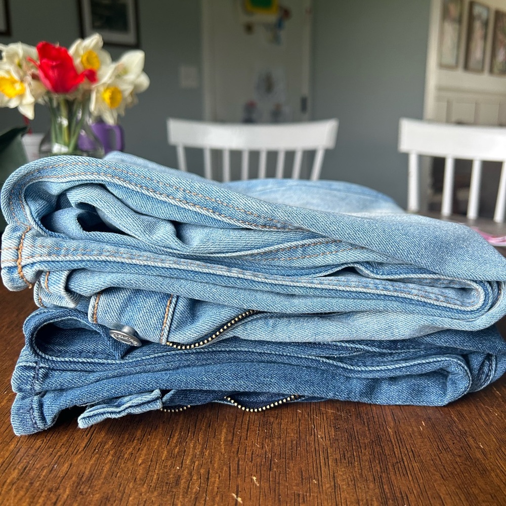 Old Navy Light Blue Denim Jeans with Faded Wash
